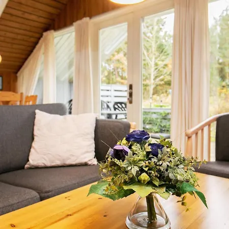Three-bedroom In Hals 33