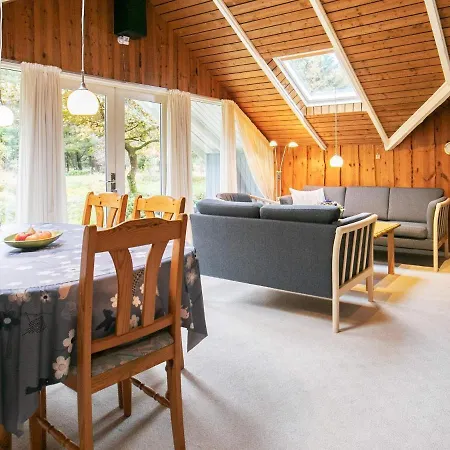 Three-bedroom In Hals 33 * Oster Melholt